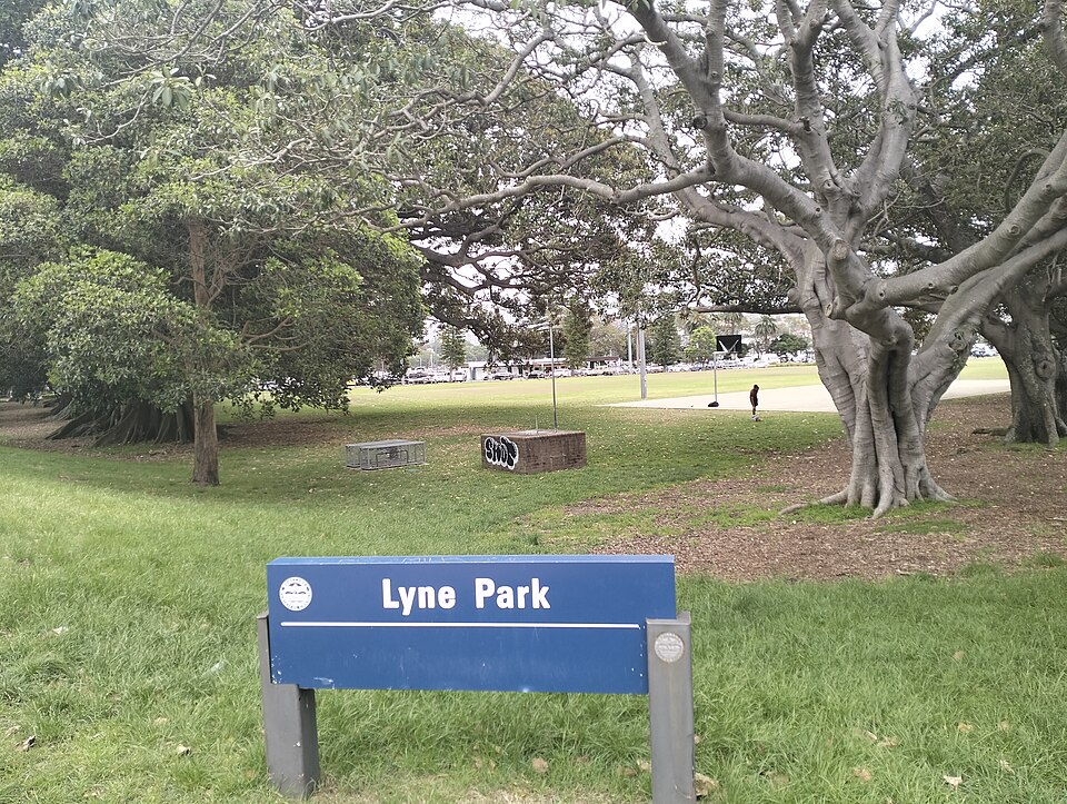 Lyne Park